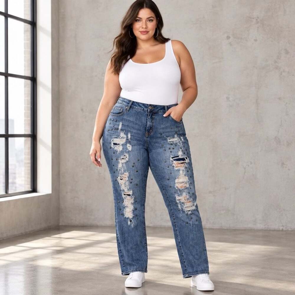Torrid Boyfriend Jeans Size 18 Distressed Studded Denim